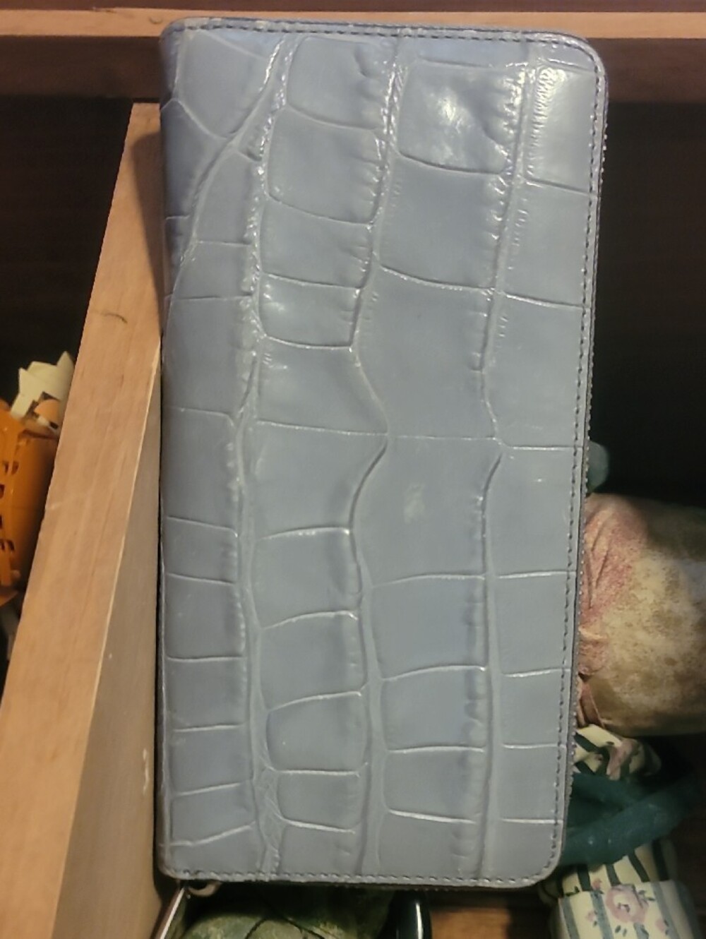 Coach Light Gray Croc-Embossed Zip Wallet - Picture 4 of 7
